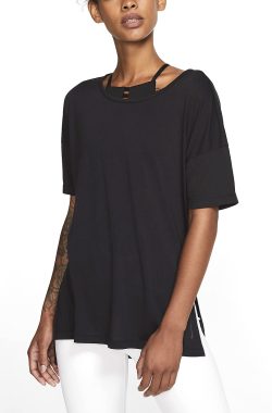 Nike – Yoga Short Sleeve Top – Losvallend T-shirt