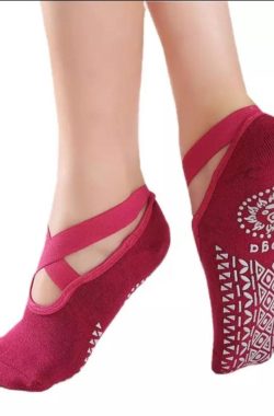 Yoga & Pilates sokken met antislip – ‘Ballerina Yoga’ – dichte tenen – rood – Pilateswinkel – meerdere kleuren verkrijgbaar!