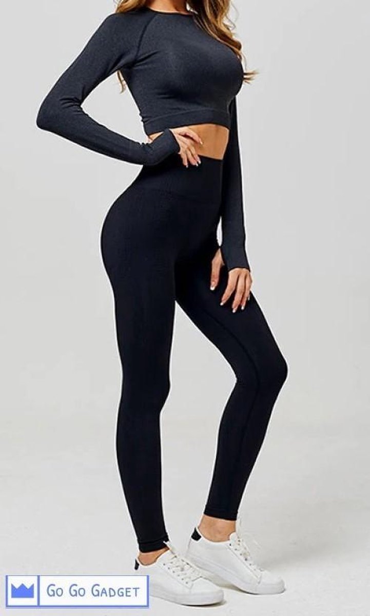 Sport outfit | high waist legging | crop top met lange mouw | naadloos | squatproof | zwart | L