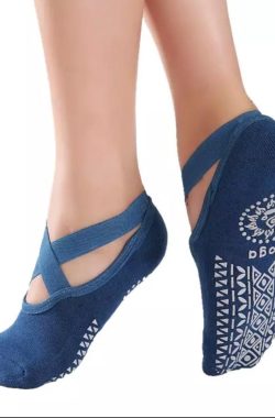 Yoga & Pilates sokken met antislip – ‘Ballerina Yoga’ – dichte tenen – blauw – Pilateswinkel – meerdere kleuren verkrijgbaar!