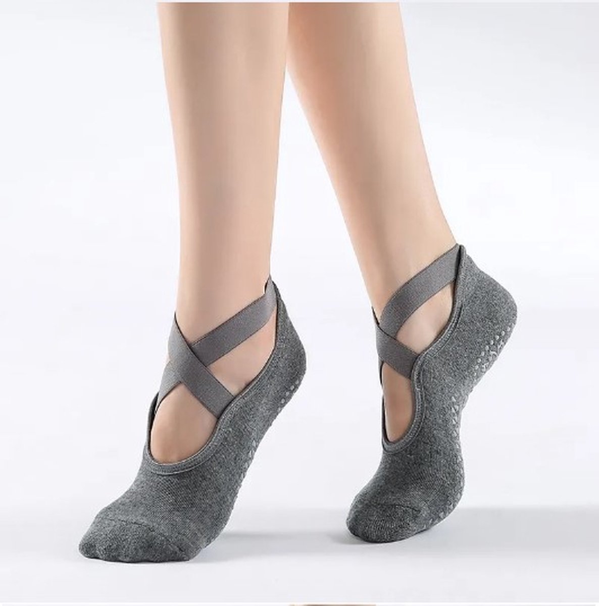 Go Go Gadget - Anti-slip Sokken - Ideaal voor Ballet, Dans, Gym, Fitness, Pilates, Yoga - One size fits most - Grijs