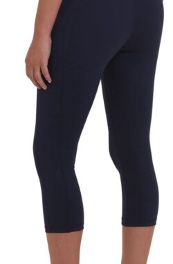 TCA Women’s Equilibrium Running/Yoga Capri Legging with Side Pocket – Cabernet, S