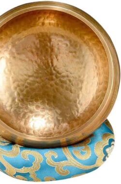 Tibetaanse Klankschaal Set | Meditatie Schaal met Aanstrijkhout & Kussen | Singing Bowl | Klank Schaal | Yoga, Chakra | Licht Blauw – 8 cm