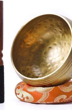 Tibetaanse Klankschaal Set | Meditatie Schaal met Aanstrijkhout & Kussen | Singing Bowl | Klank Schaal | Yoga, Chakra | Oranje – 8 cm