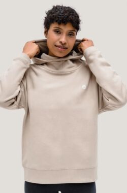 Yoga sweater in BIO katoen maat S Taupe – GOTS certificaat – zacht – duurzaam – biologisch katoen – yoga sweater dames – yoga trui – bio cotton – yoga kleding – yoga kleding bio katoen