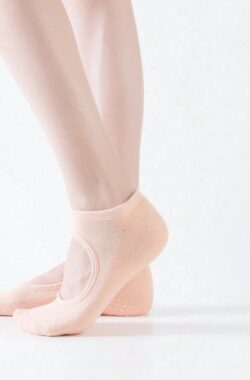 IBBO Shop – Premium Anti Slip Yoga Sokken – katoen sokken – Pilates – Piloxing – Ballet – dans sokken – maat 35 tot 40 – 1 paar – Donker Beige