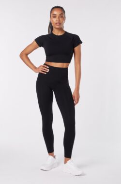 YO-GAYA – Short Sleeve Crop Top – Zwart – Maat – XS – Fitness – Sportkleding
