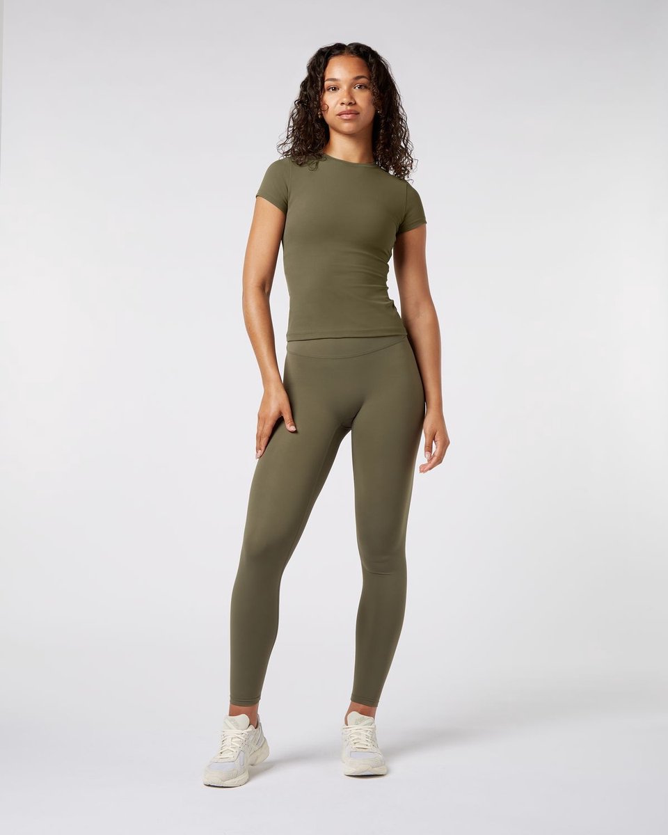 YO-GAYA - Short Sleeve Top - Olive Green - Maat - S - Fitness - Sportkleding