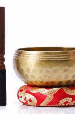 Tibetaanse Klankschaal Set | Meditatie Schaal met Aanstrijkhout & Kussen | Singing Bowl | Klank Schaal | Yoga, Chakra | Rood – 9.5 cm