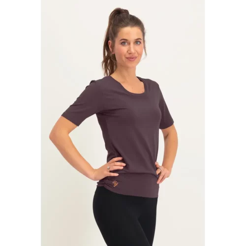 Urban Goddess Kami Dry-Fit Yoga Top - Berry