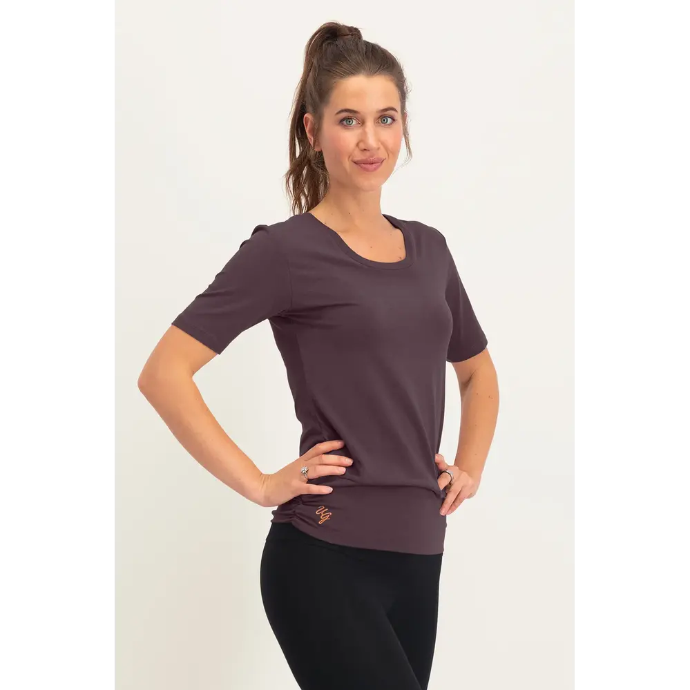 Urban Goddess Kami Dry-Fit Yoga Top - Berry