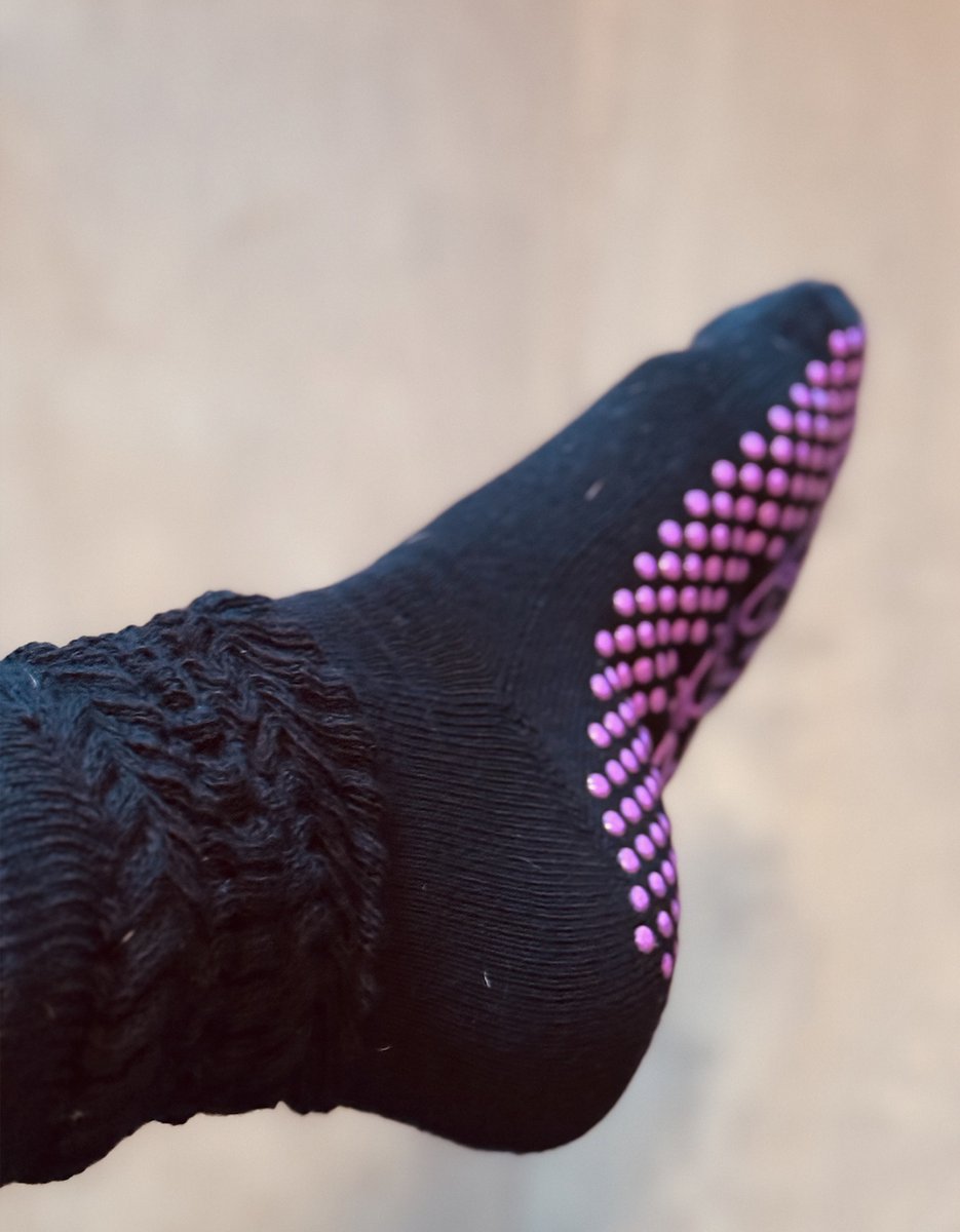 Slouch Grip Socks LOVE PILATES antislip sokken Zwart - Fuchsia