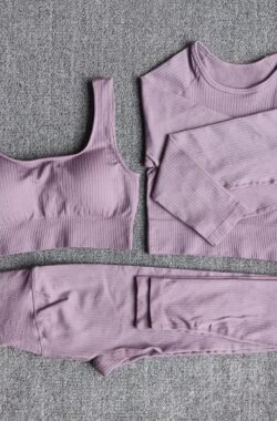 Gymset – LIGHT RIBBED – Maat S – Paars – 3delig – Sportkledingset – Sportset – Gymlegging en top – Fitness set – Fitness legging & top – Yoga set – Yogalegging en top