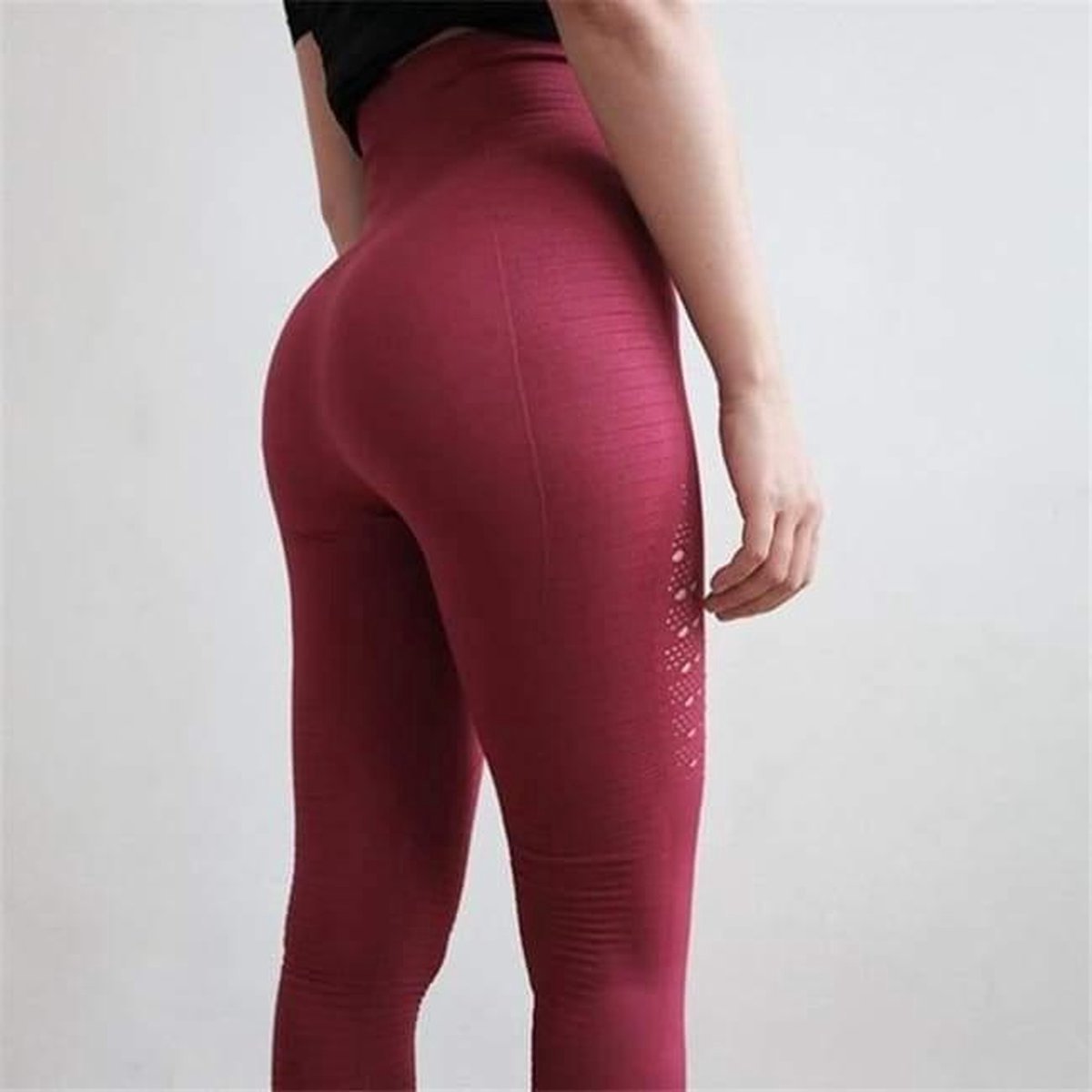 New Age Devi - Yoga Broek - Bordeaux-paars - Naadloos - Hoge Taille - Legging - Fitness - Maat M